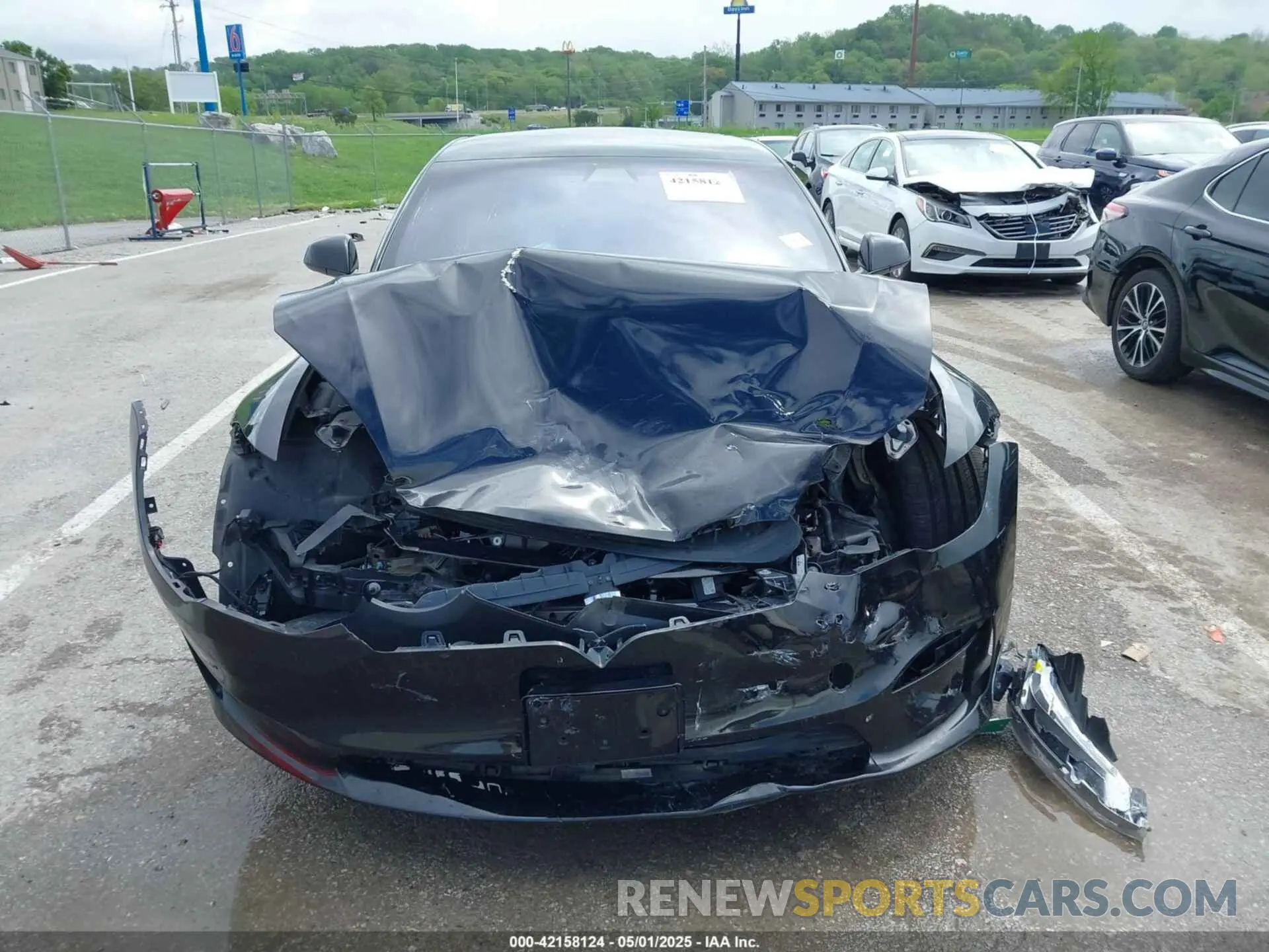12 fotografías del automóvil dañado 5YJSA1E51MF434466 TESLA MODEL S 2021