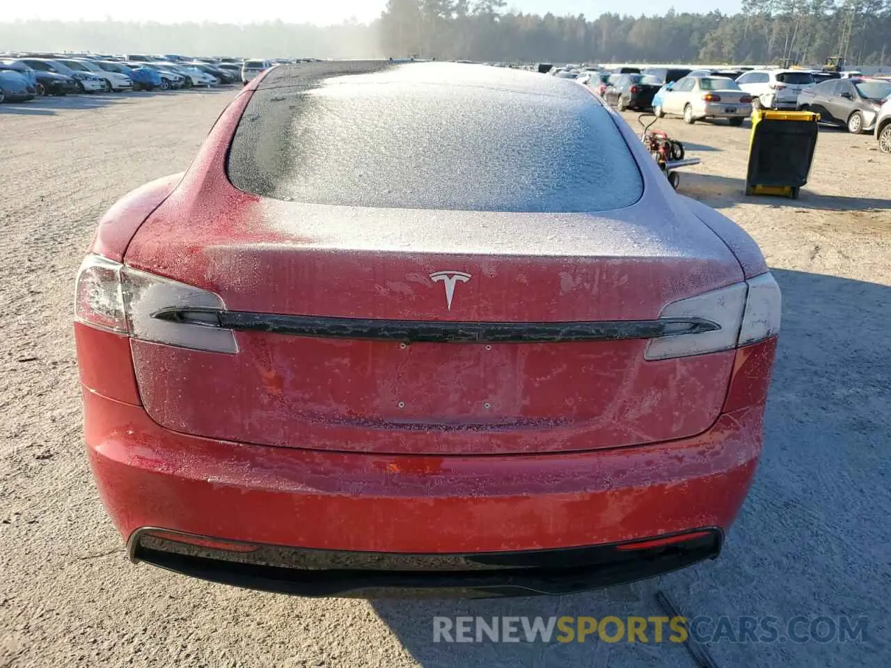 6 fotografías del automóvil dañado 5YJSA1E51MF435472 TESLA MODEL S 2021