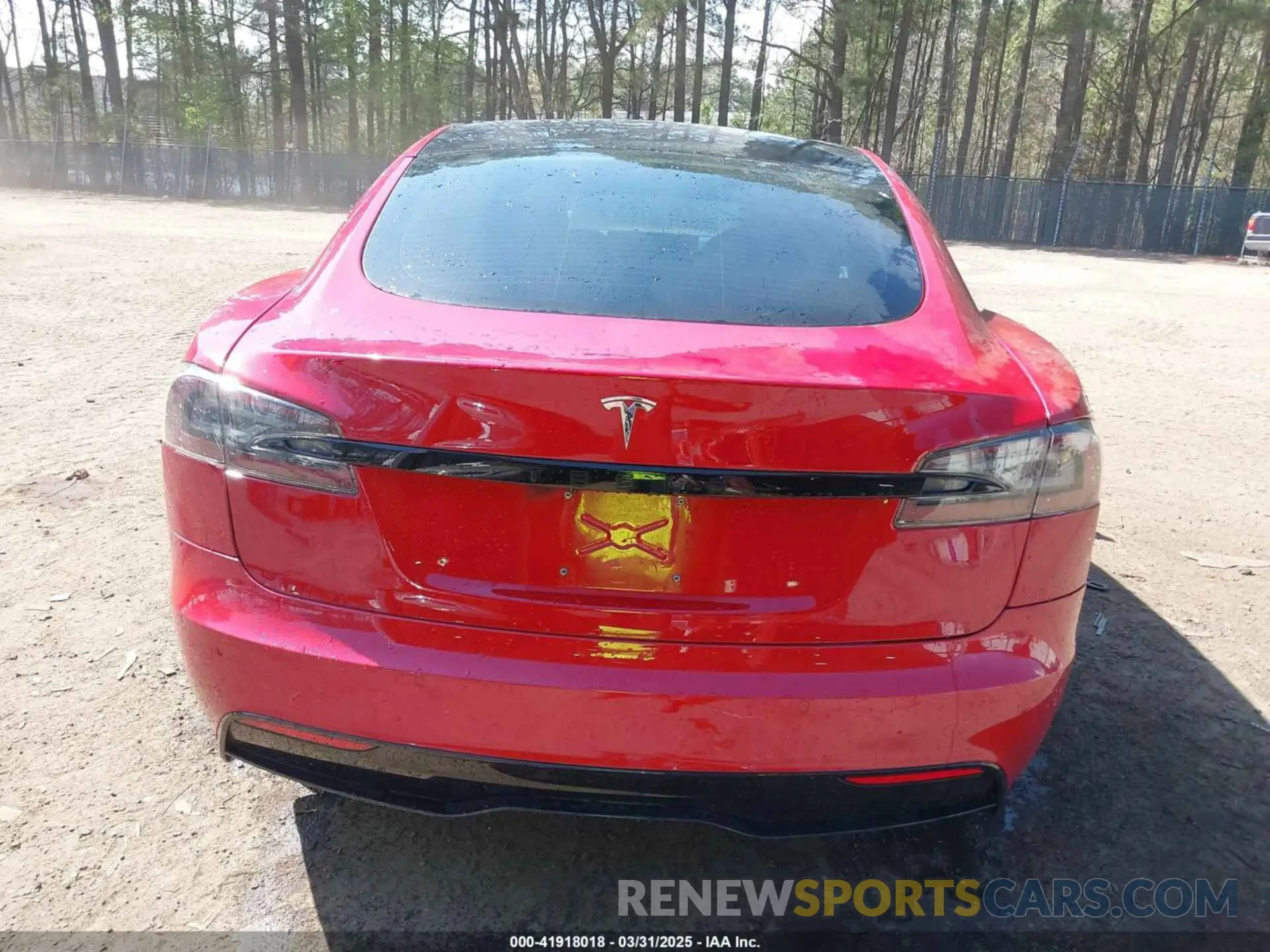 16 fotografías del automóvil dañado 5YJSA1E51MF436329 TESLA MODEL S 2021