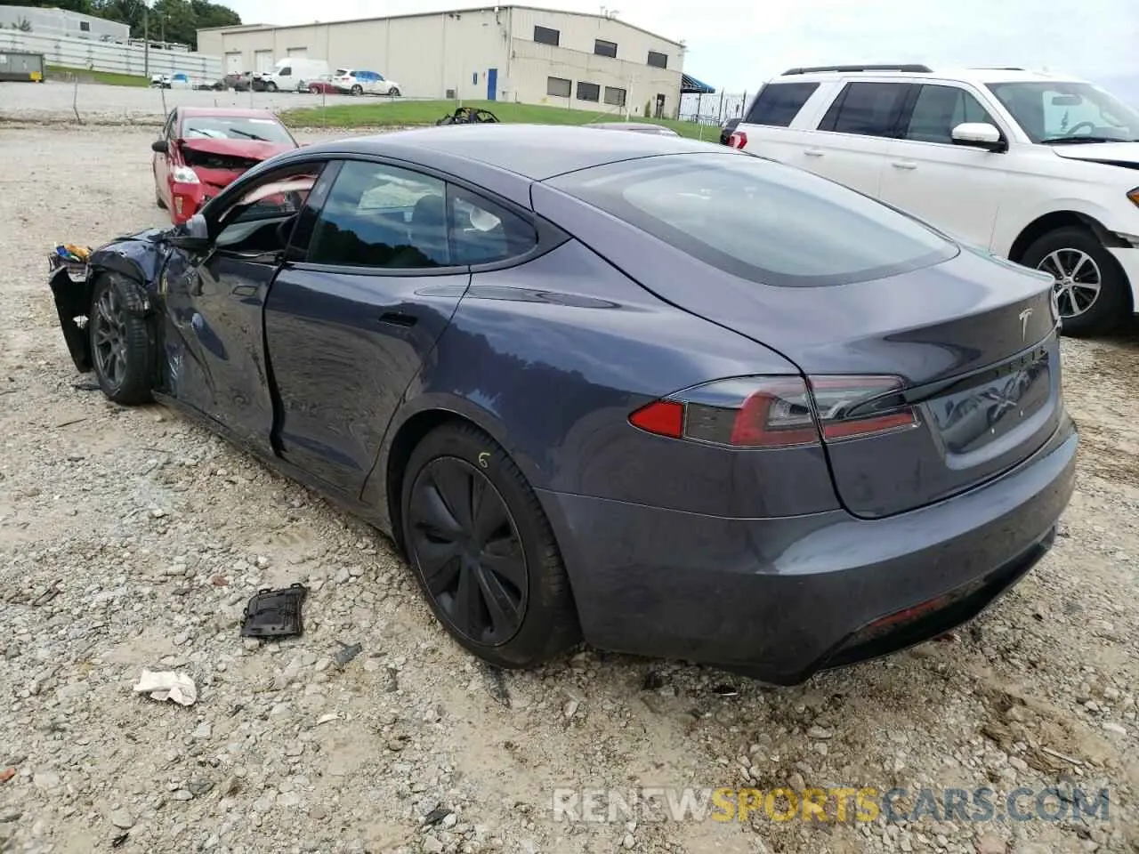 3 fotografías del automóvil dañado 5YJSA1E51MF440011 TESLA MODEL S 2021
