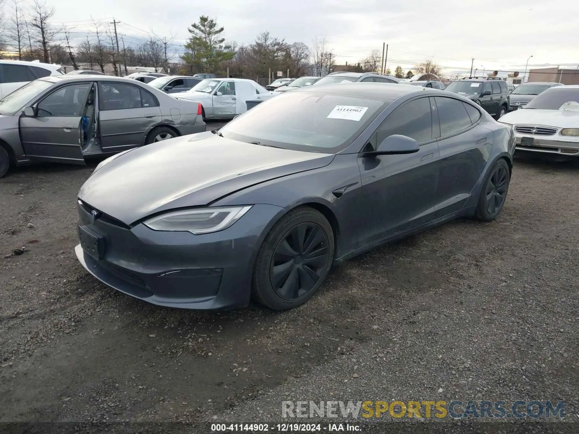 2 fotografías del automóvil dañado 5YJSA1E51MF440929 TESLA MODEL S 2021