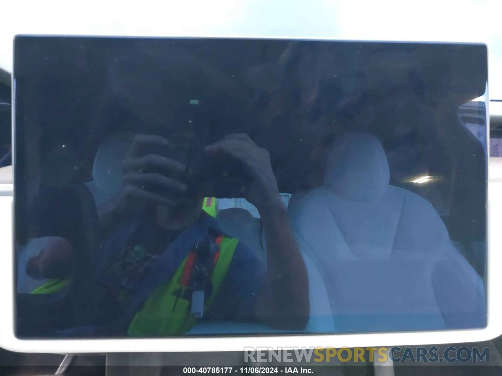19 fotografías del automóvil dañado 5YJSA1E51MF452918 TESLA MODEL S 2021