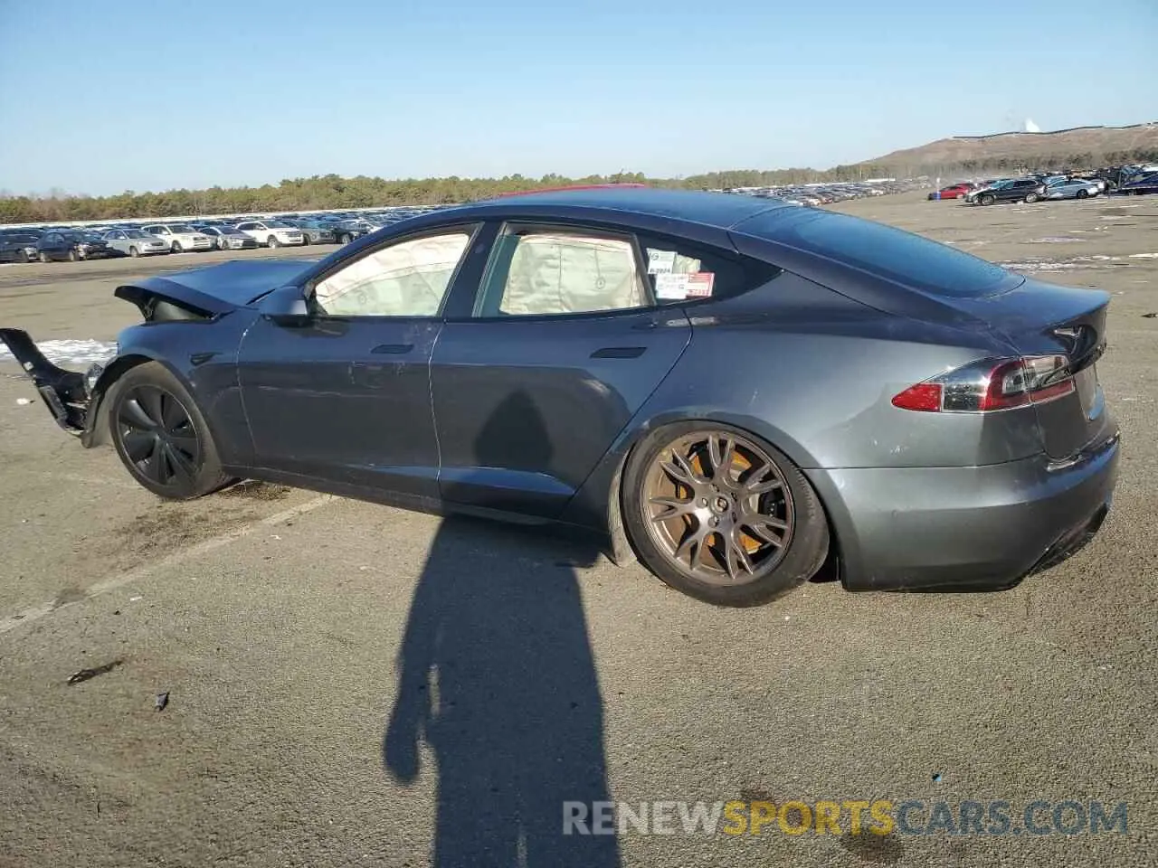 2 fotografías del automóvil dañado 5YJSA1E51MF455592 TESLA MODEL S 2021
