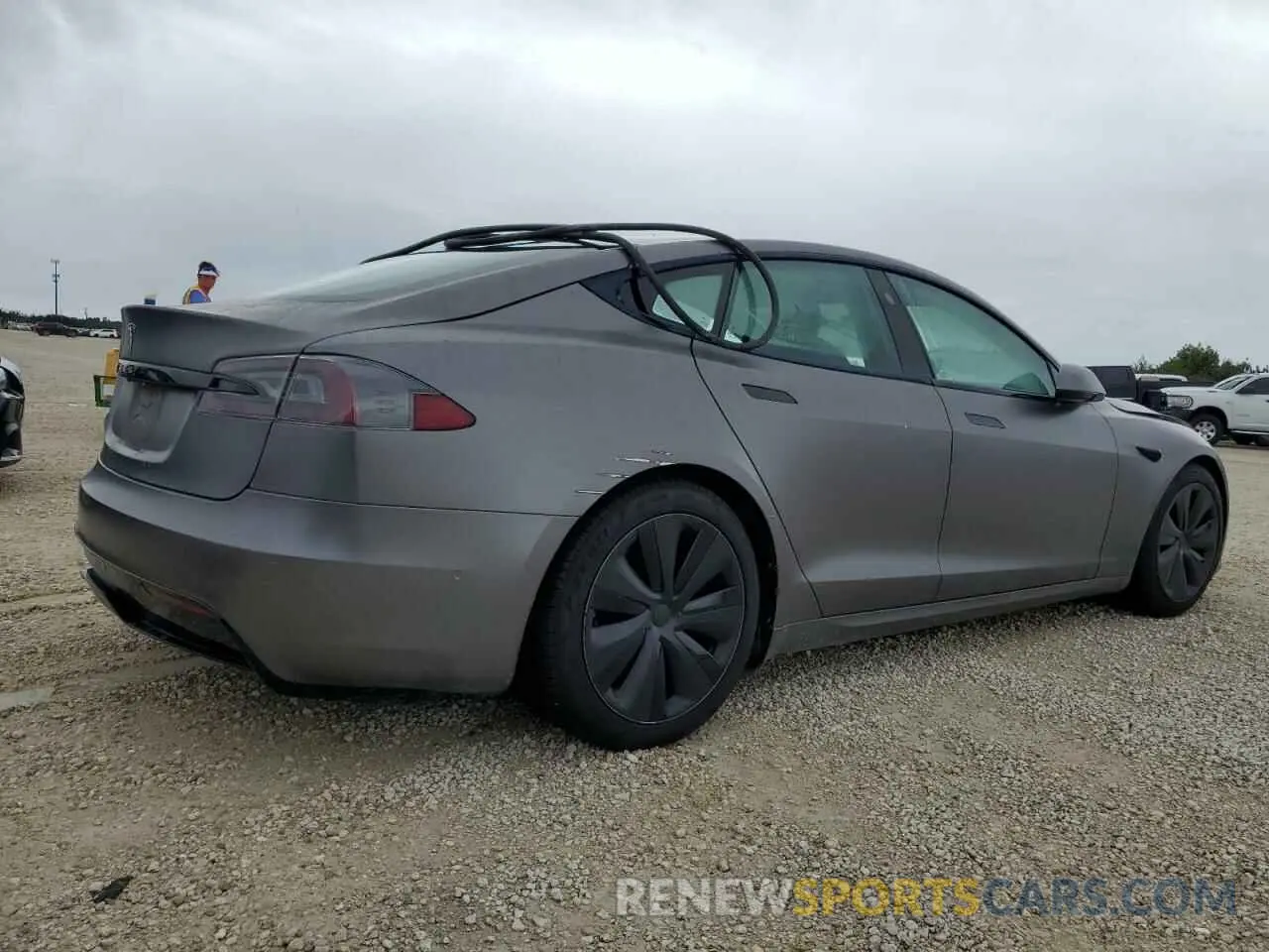 3 fotografías del automóvil dañado 5YJSA1E52MF430586 TESLA MODEL S 2021