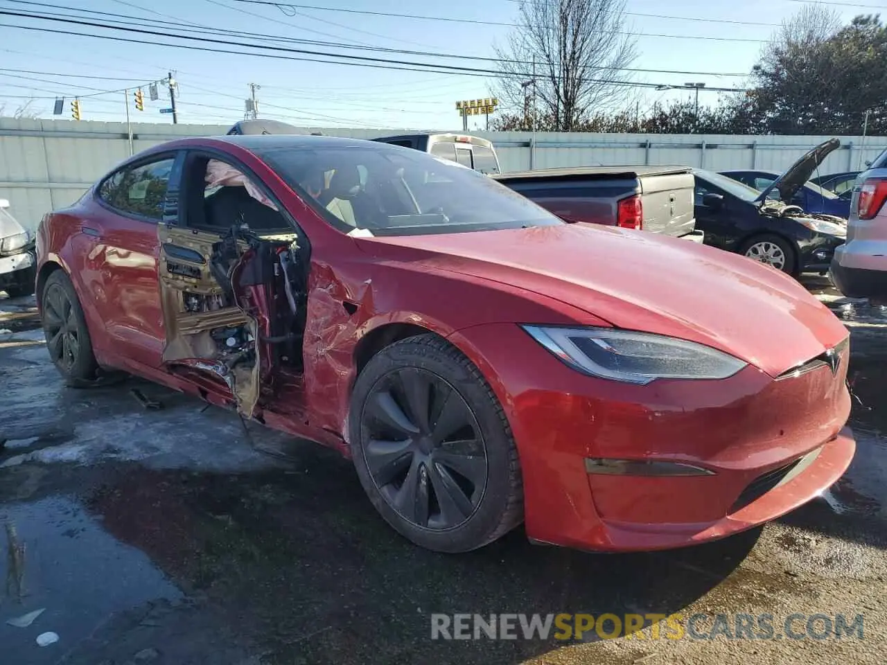 4 fotografías del automóvil dañado 5YJSA1E52MF439286 TESLA MODEL S 2021