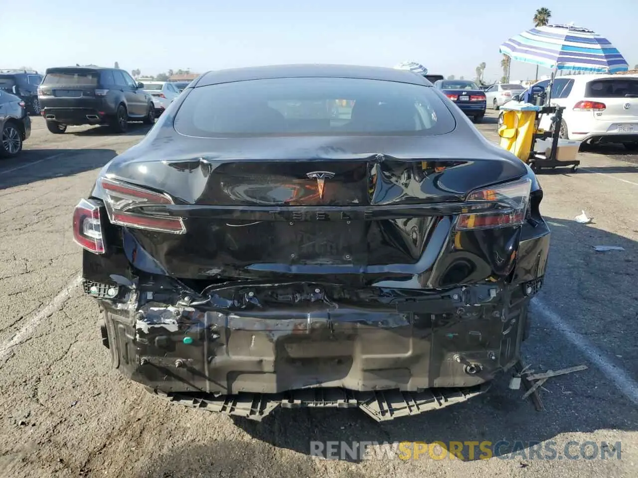 6 fotografías del automóvil dañado 5YJSA1E52MF443578 TESLA MODEL S 2021
