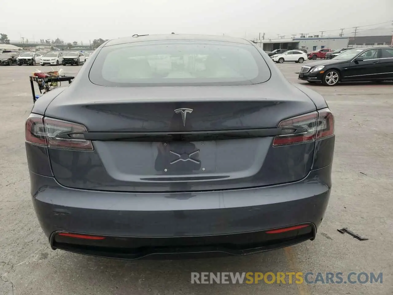 6 fotografías del automóvil dañado 5YJSA1E52MF451499 TESLA MODEL S 2021