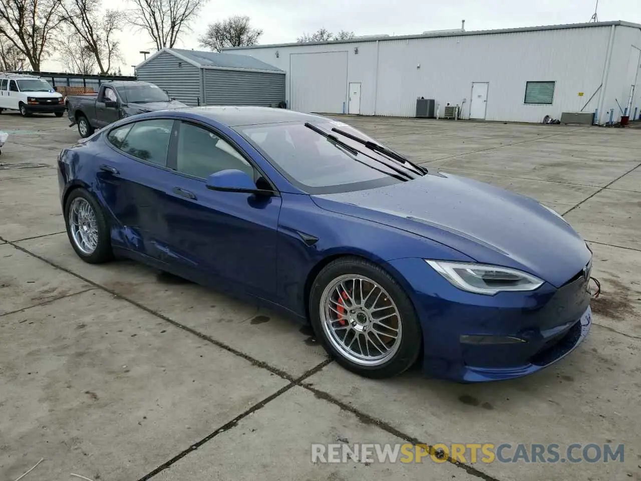 4 fotografías del automóvil dañado 5YJSA1E53MF443685 TESLA MODEL S 2021
