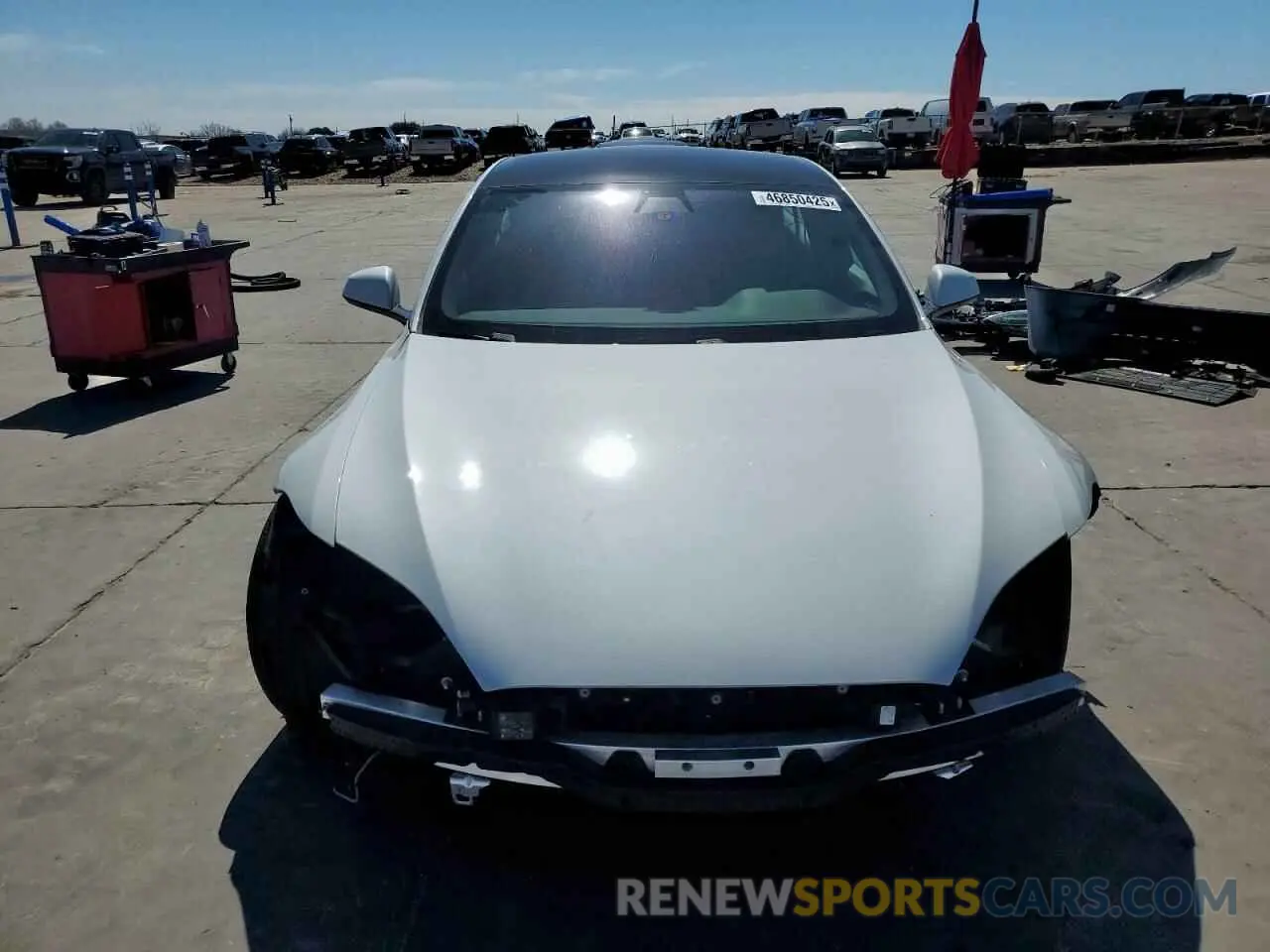 5 fotografías del automóvil dañado 5YJSA1E55MF441047 TESLA MODEL S 2021