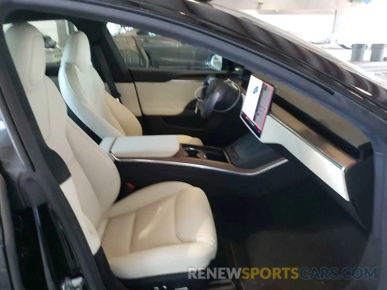 5 fotografías del automóvil dañado 5YJSA1E55MF441999 TESLA MODEL S 2021
