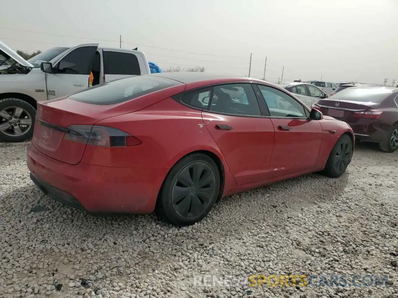 3 fotografías del automóvil dañado 5YJSA1E56MF442210 TESLA MODEL S 2021