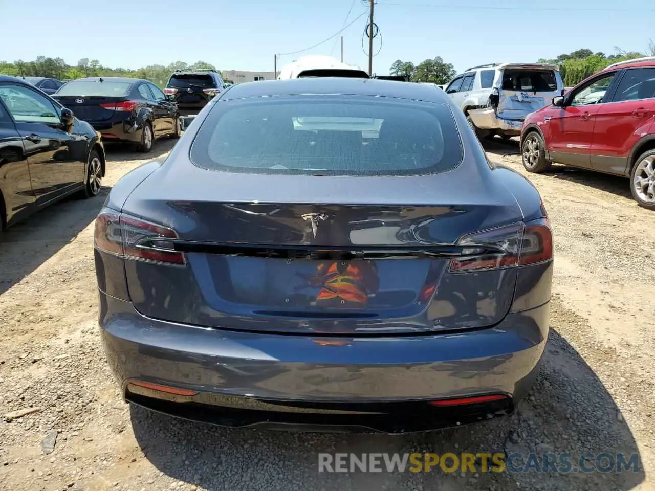 6 fotografías del automóvil dañado 5YJSA1E56MF456558 TESLA MODEL S 2021