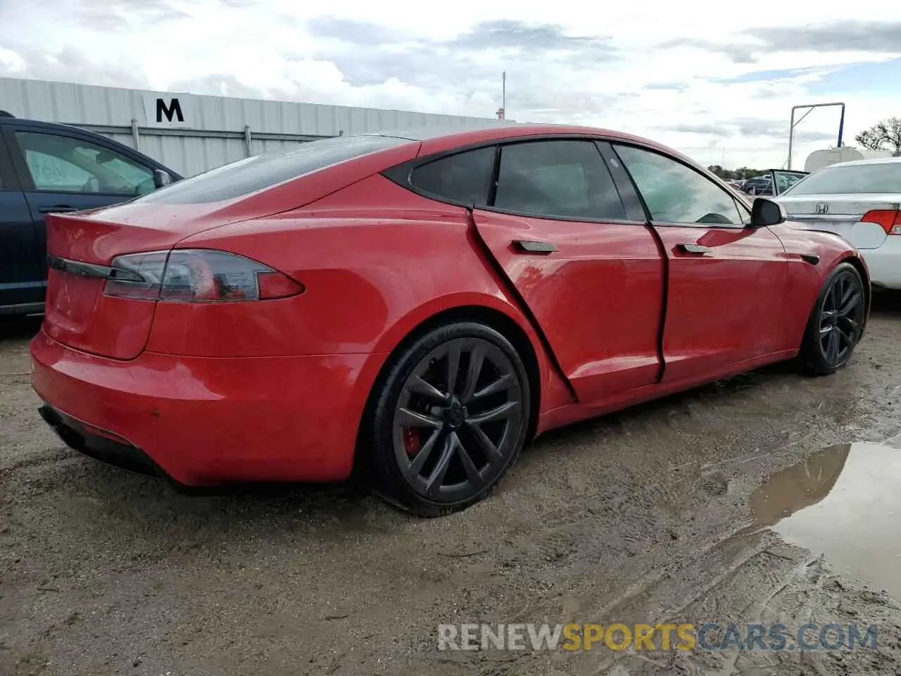3 fotografías del automóvil dañado 5YJSA1E57MF435363 TESLA MODEL S 2021