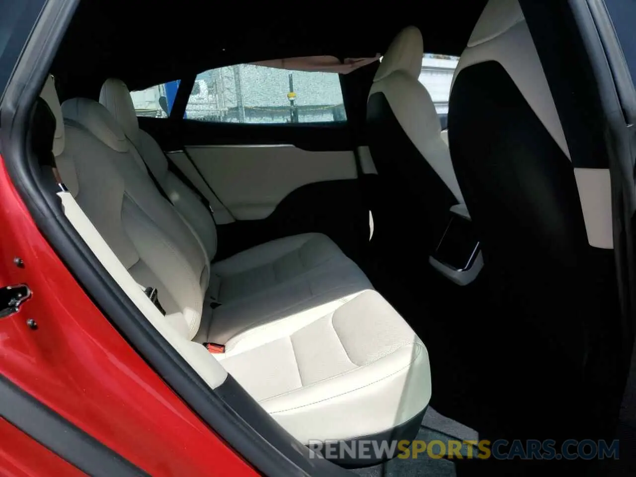 10 fotografías del automóvil dañado 5YJSA1E57MF448808 TESLA MODEL S 2021
