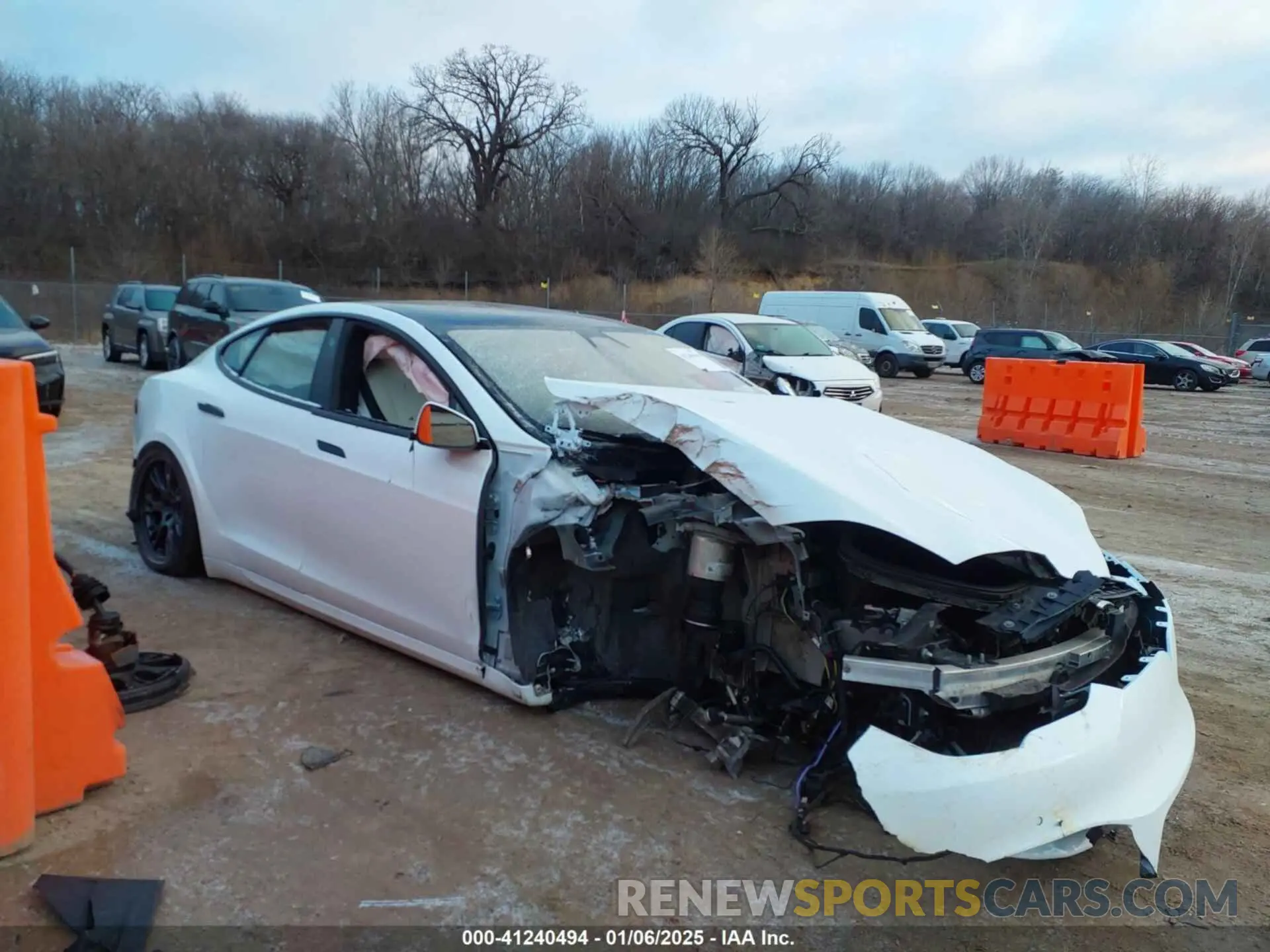 12 fotografías del automóvil dañado 5YJSA1E57MF452339 TESLA MODEL S 2021