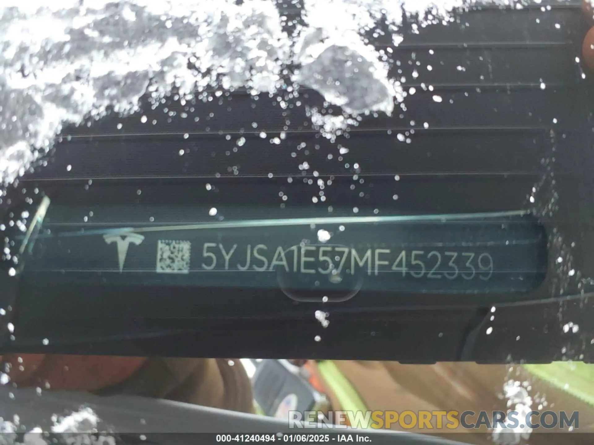9 fotografías del automóvil dañado 5YJSA1E57MF452339 TESLA MODEL S 2021