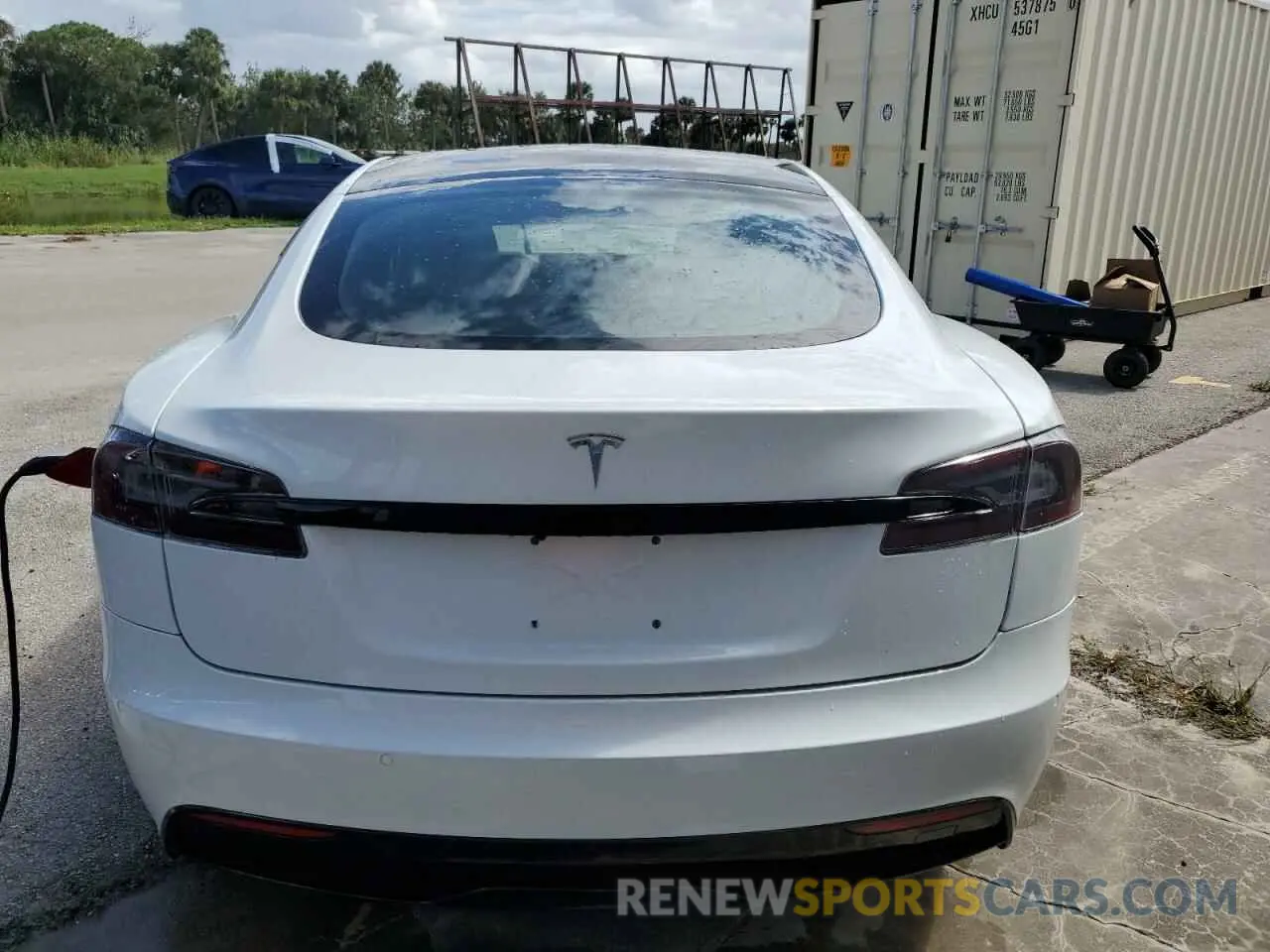 6 fotografías del automóvil dañado 5YJSA1E57MF453359 TESLA MODEL S 2021