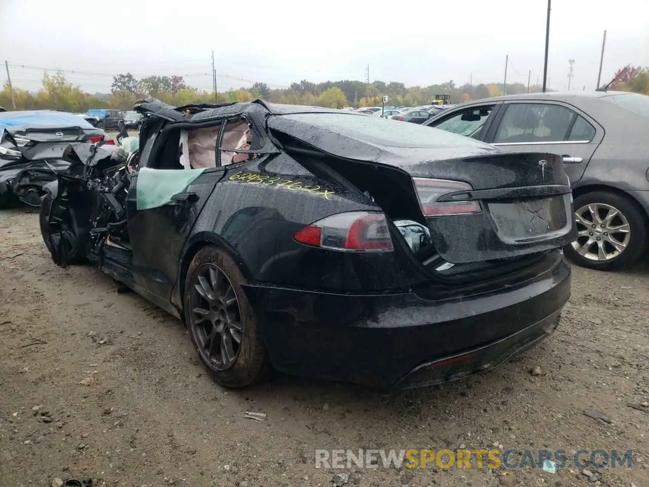 3 fotografías del automóvil dañado 5YJSA1E57MF455547 TESLA MODEL S 2021