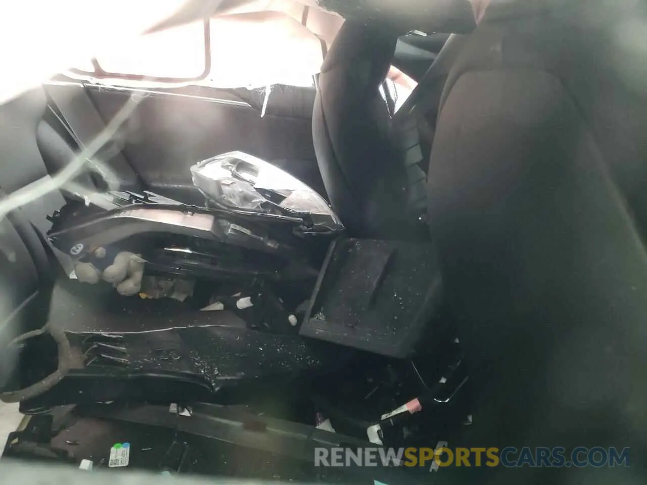 6 fotografías del automóvil dañado 5YJSA1E57MF455547 TESLA MODEL S 2021