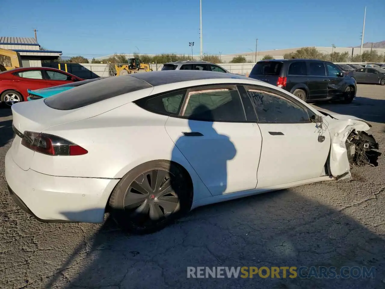 3 fotografías del automóvil dañado 5YJSA1E58MF441446 TESLA MODEL S 2021
