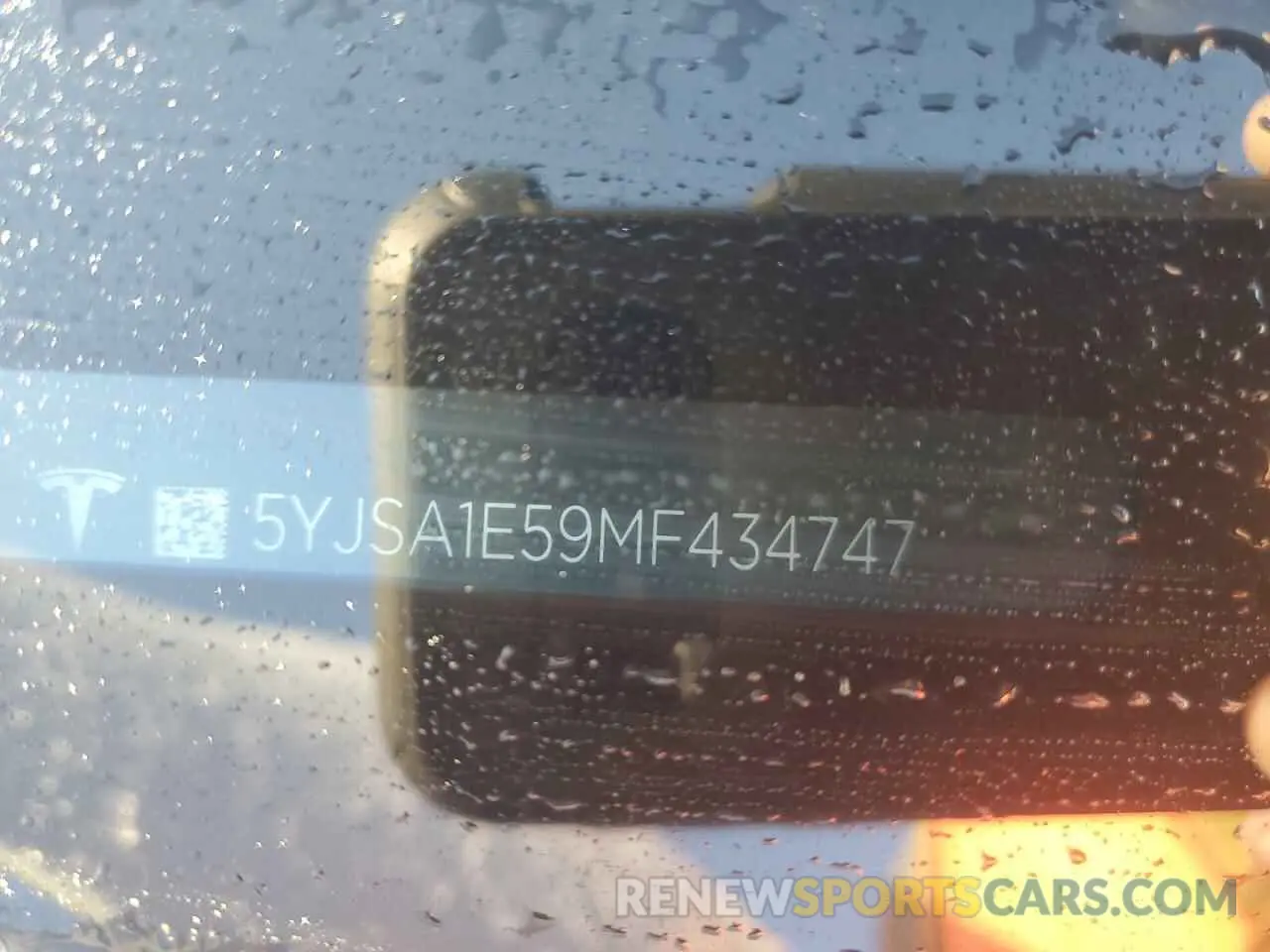 10 fotografías del automóvil dañado 5YJSA1E59MF434747 TESLA MODEL S 2021