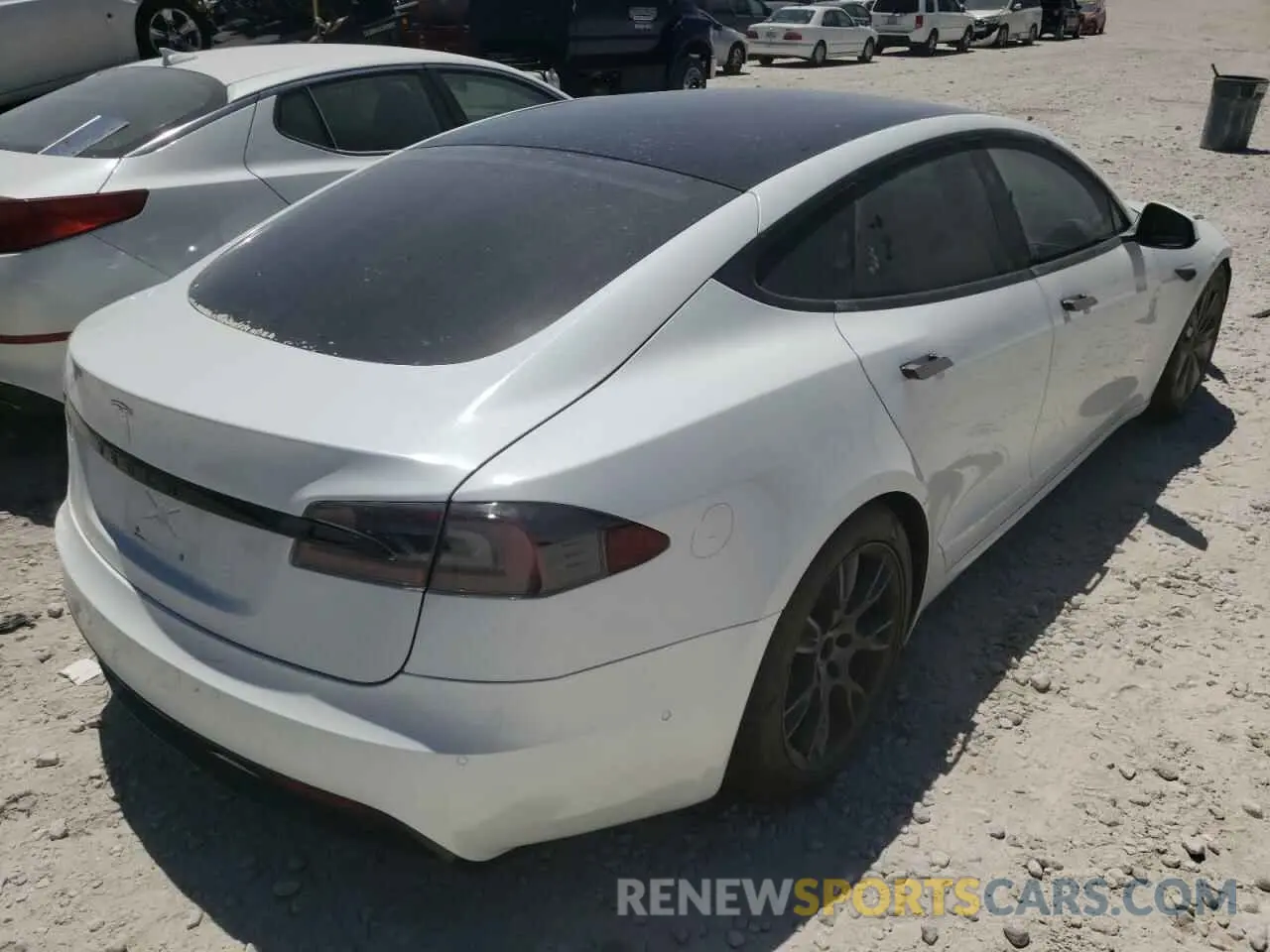 4 fotografías del automóvil dañado 5YJSA1E59MF442217 TESLA MODEL S 2021