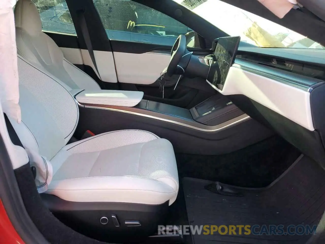 5 fotografías del automóvil dañado 5YJSA1E61MF452653 TESLA MODEL S 2021