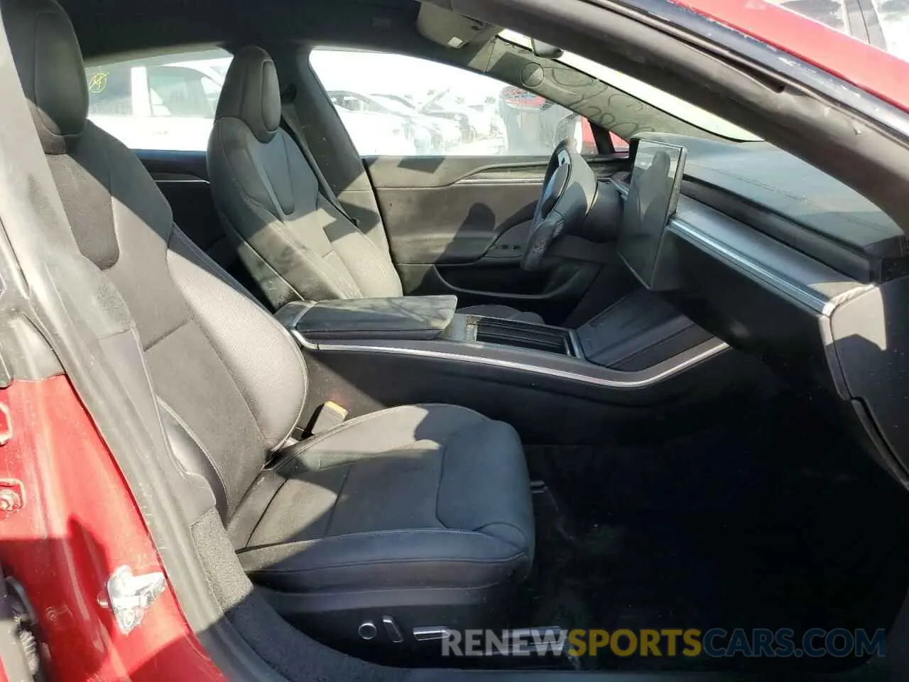 5 fotografías del automóvil dañado 5YJSA1E61MF452698 TESLA MODEL S 2021