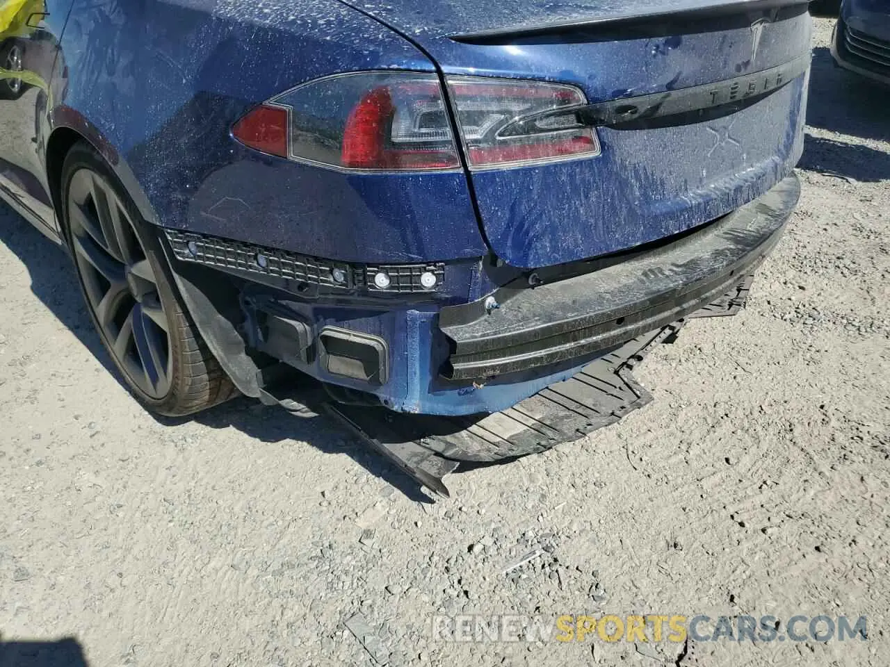 9 fotografías del automóvil dañado 5YJSA1E62MF438566 TESLA MODEL S 2021