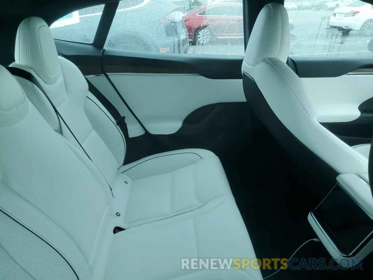 11 fotografías del automóvil dañado 5YJSA1E63MF433361 TESLA MODEL S 2021
