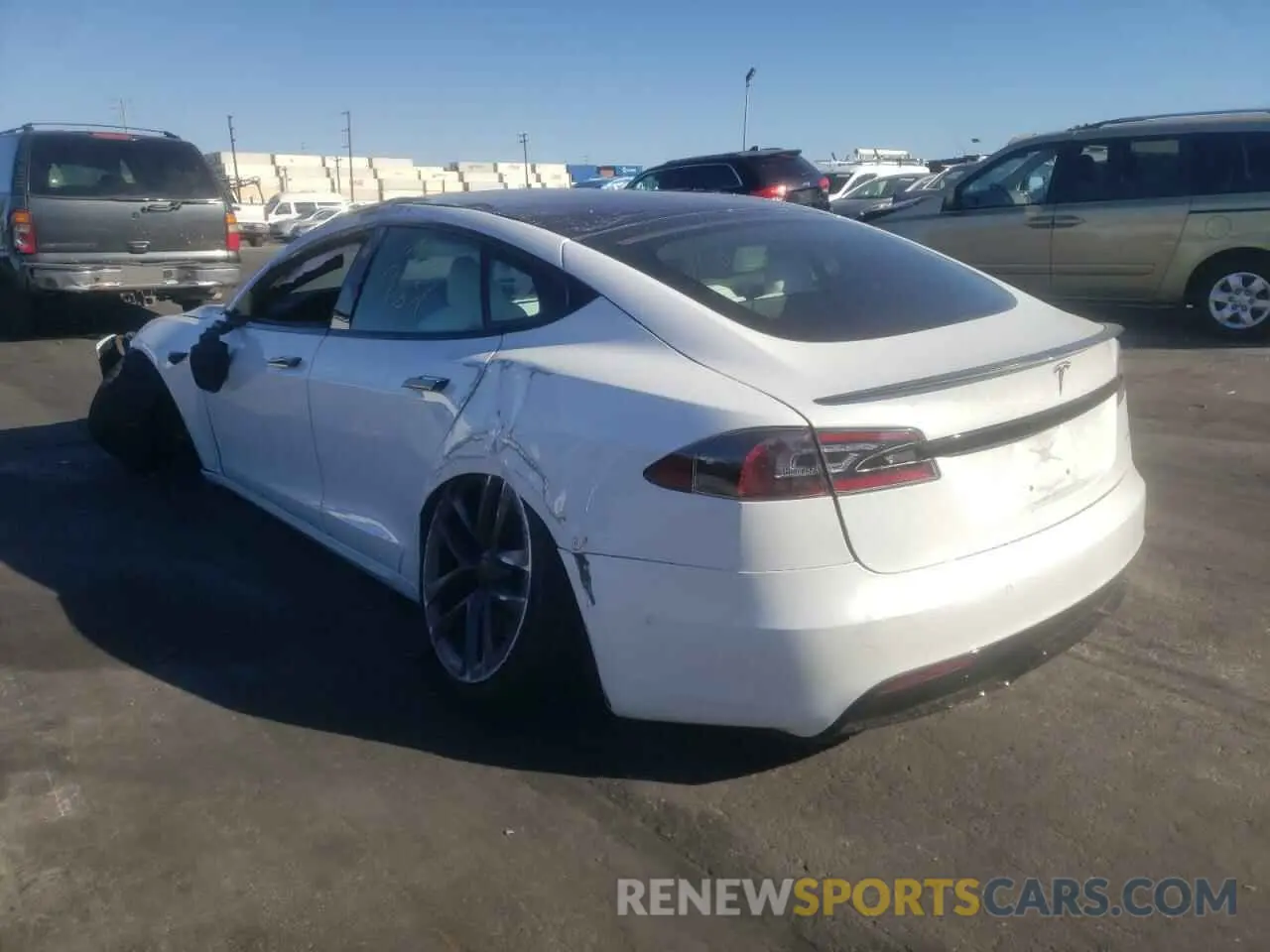 3 fotografías del automóvil dañado 5YJSA1E63MF435093 TESLA MODEL S 2021