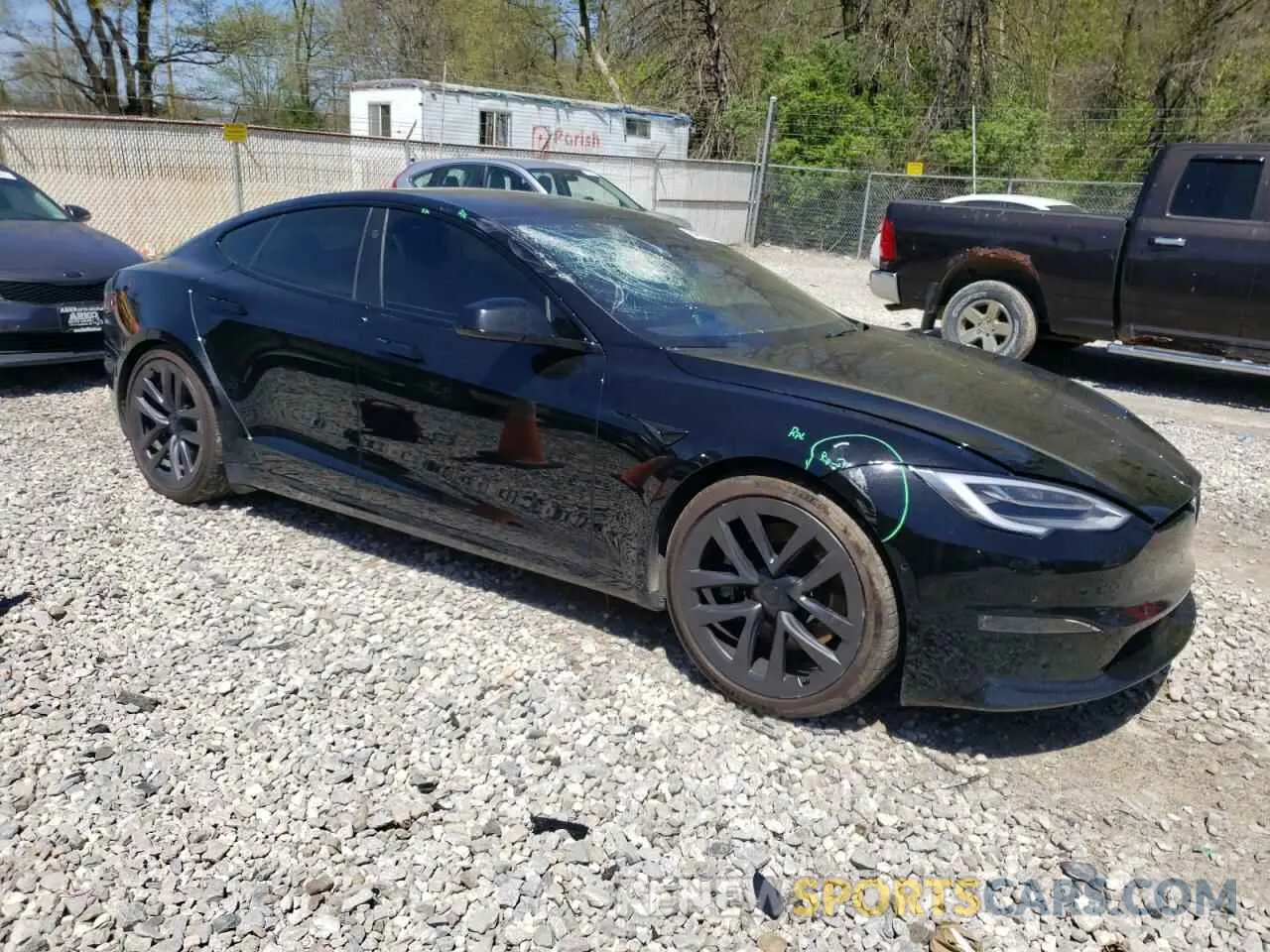 4 fotografías del automóvil dañado 5YJSA1E63MF451391 TESLA MODEL S 2021