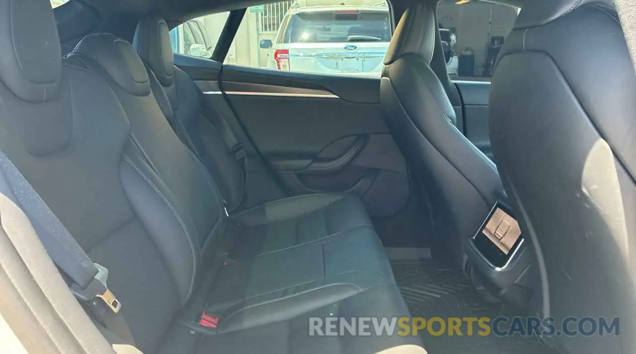 6 fotografías del automóvil dañado 5YJSA1E64MF447124 TESLA MODEL S 2021
