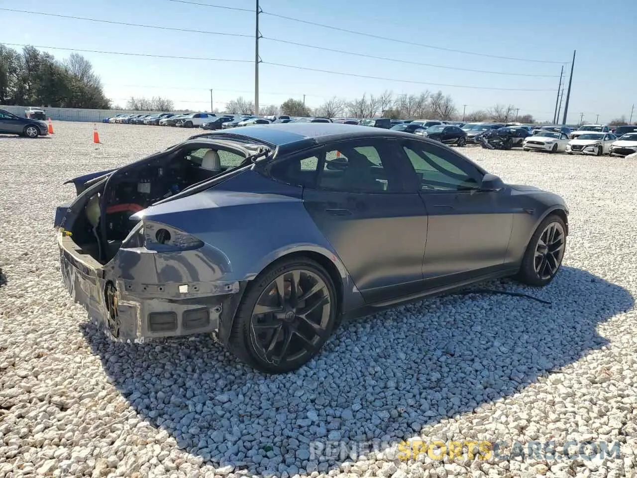 3 fotografías del automóvil dañado 5YJSA1E64MF451576 TESLA MODEL S 2021