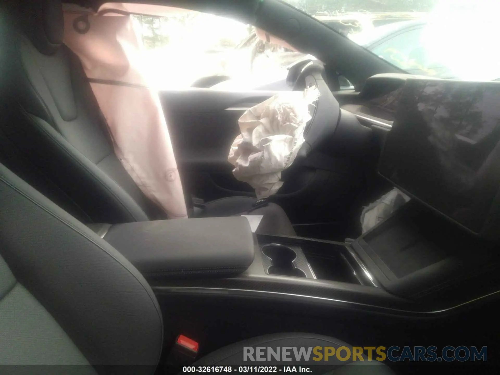 5 fotografías del automóvil dañado 5YJSA1E64MF451917 TESLA MODEL S 2021