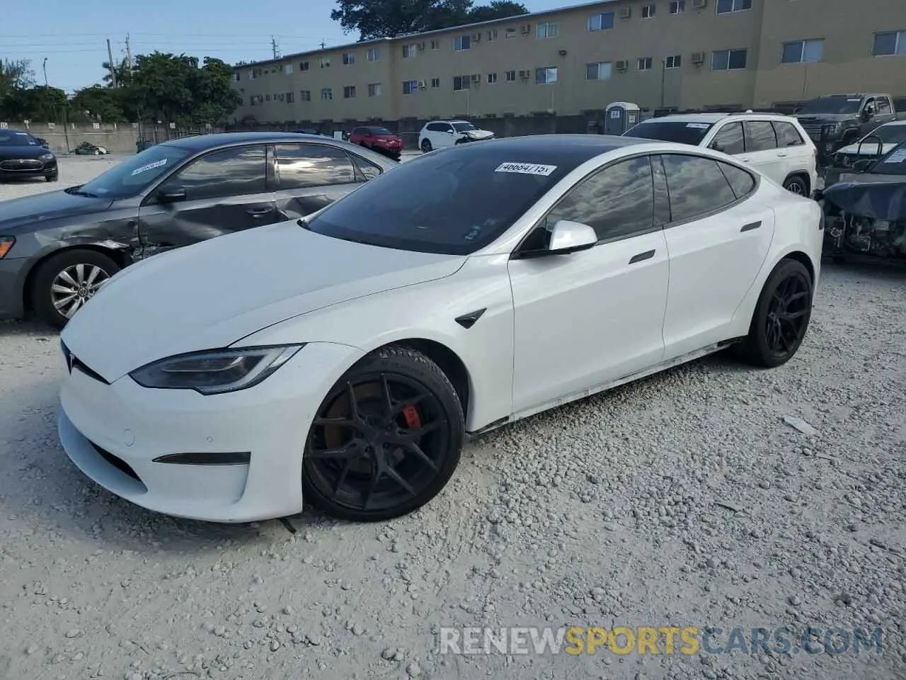 1 fotografías del automóvil dañado 5YJSA1E64MF451996 TESLA MODEL S 2021