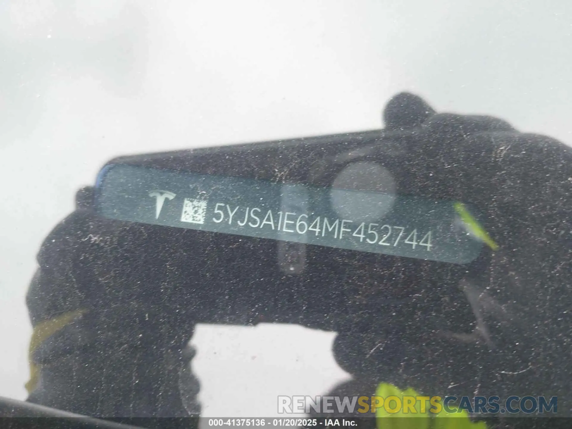 9 fotografías del automóvil dañado 5YJSA1E64MF452744 TESLA MODEL S 2021