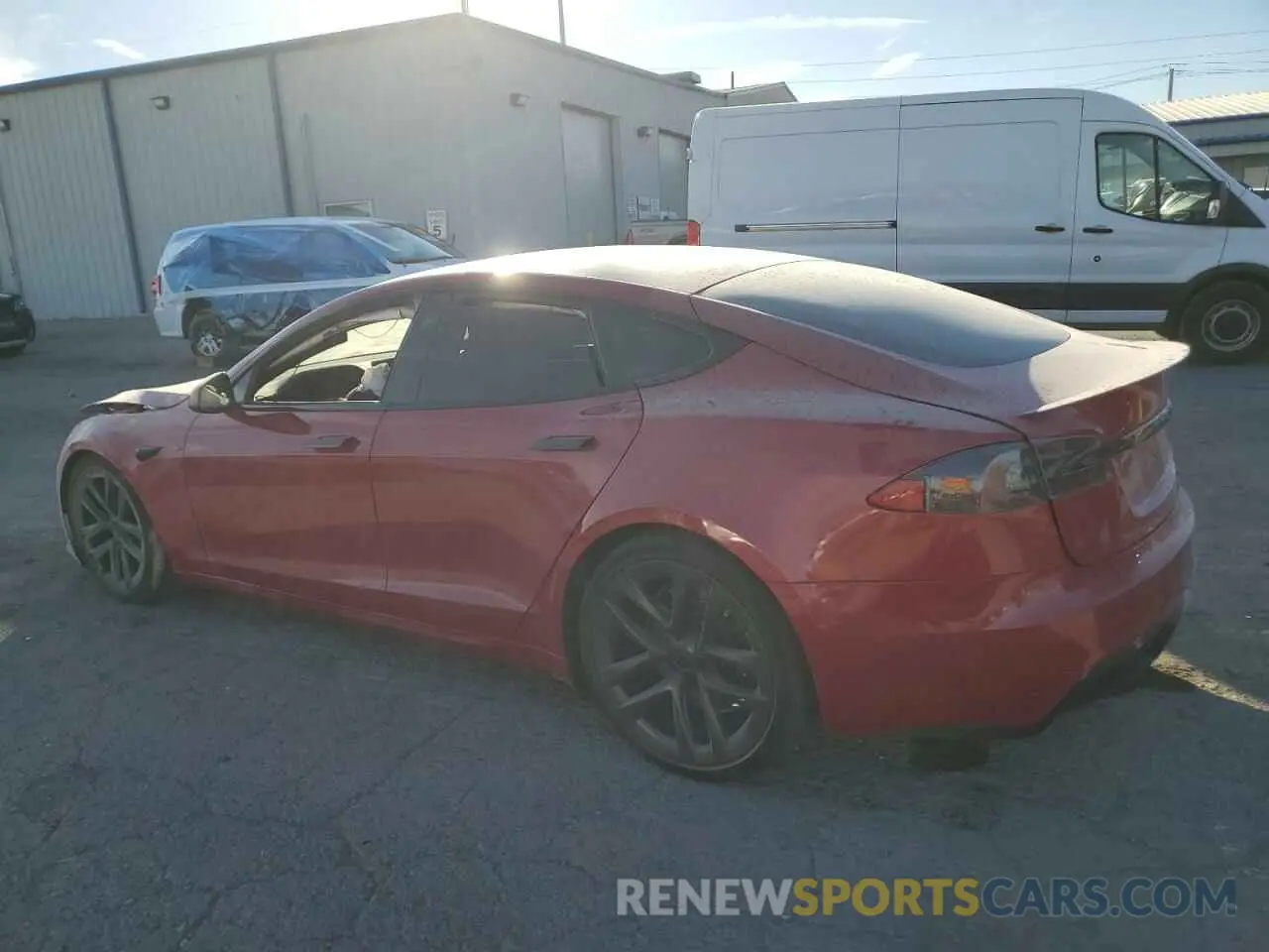 2 fotografías del automóvil dañado 5YJSA1E65MF435922 TESLA MODEL S 2021