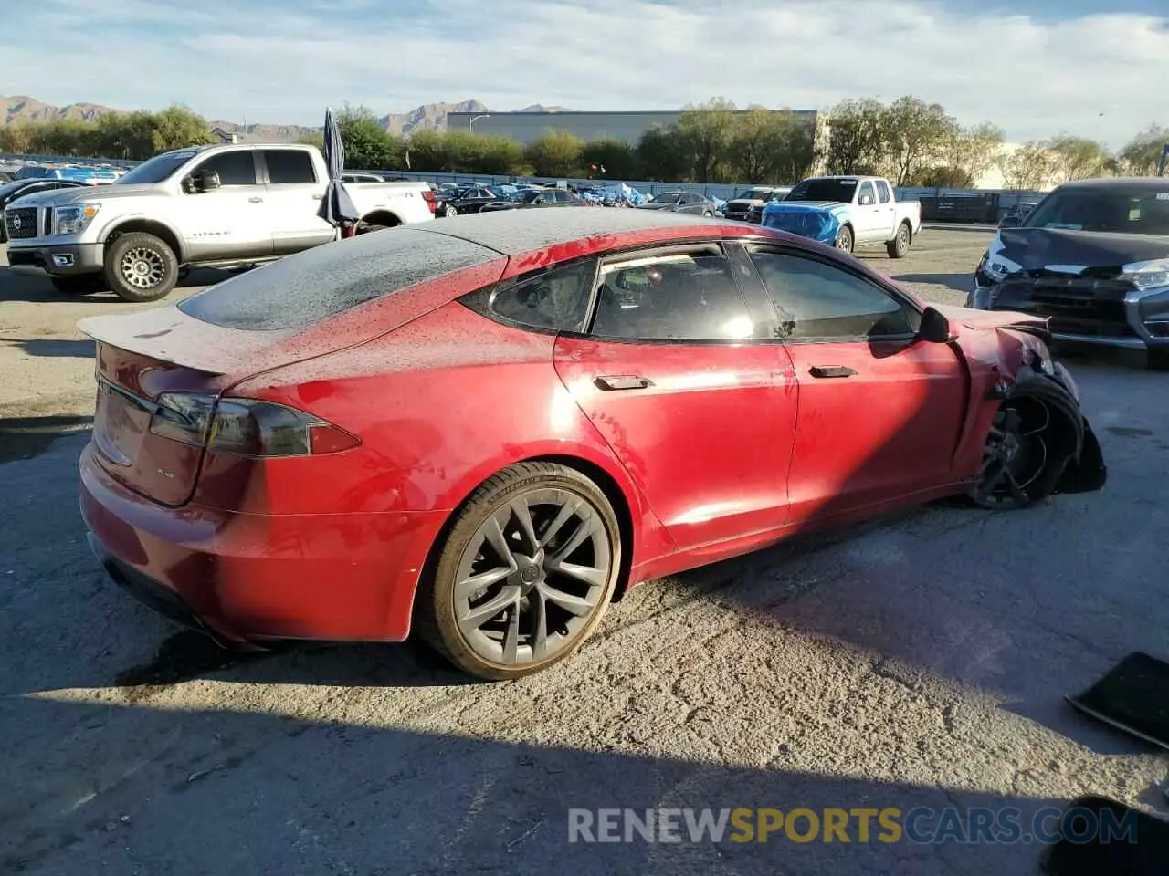 3 fotografías del automóvil dañado 5YJSA1E65MF435922 TESLA MODEL S 2021