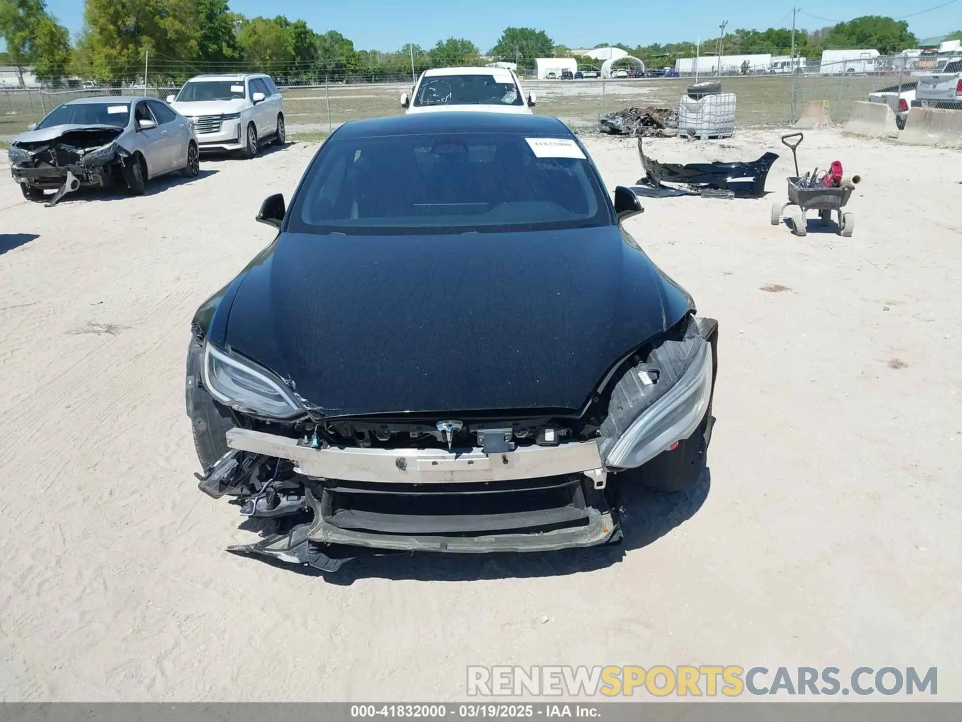 13 fotografías del automóvil dañado 5YJSA1E66MF452258 TESLA MODEL S 2021