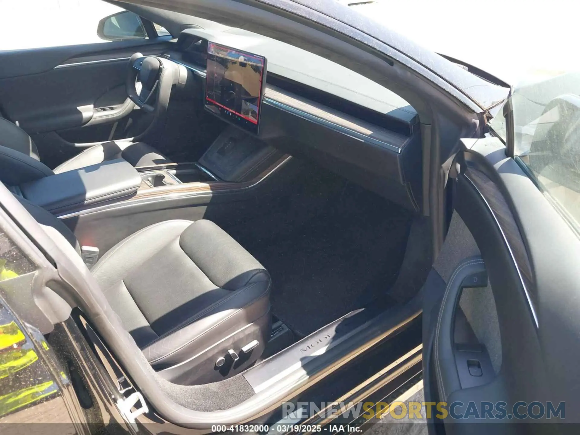 5 fotografías del automóvil dañado 5YJSA1E66MF452258 TESLA MODEL S 2021