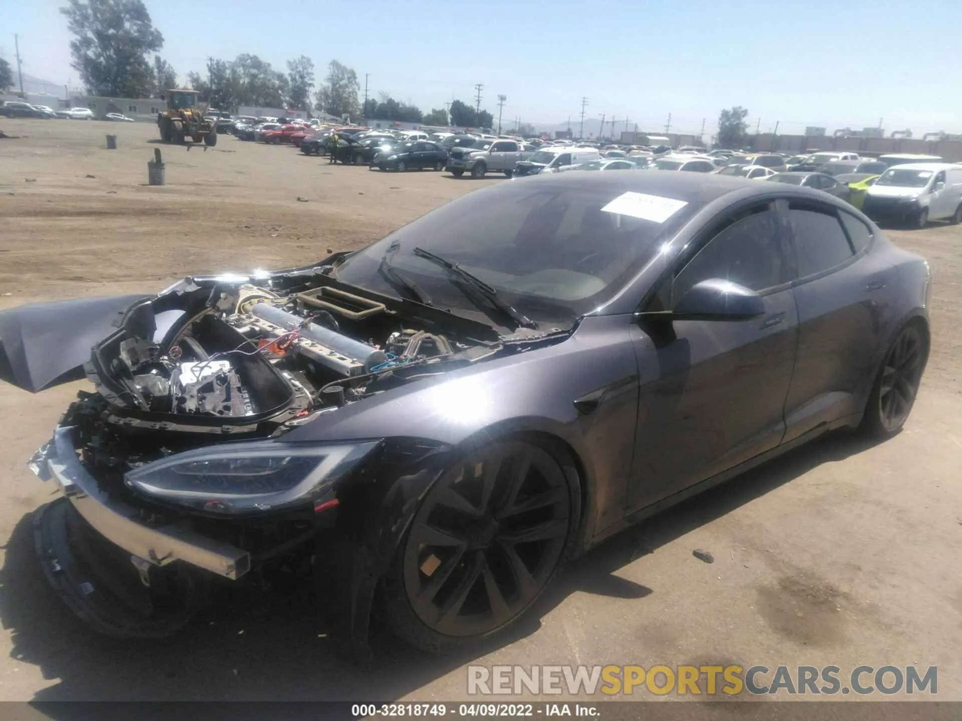 2 fotografías del automóvil dañado 5YJSA1E67MF431578 TESLA MODEL S 2021