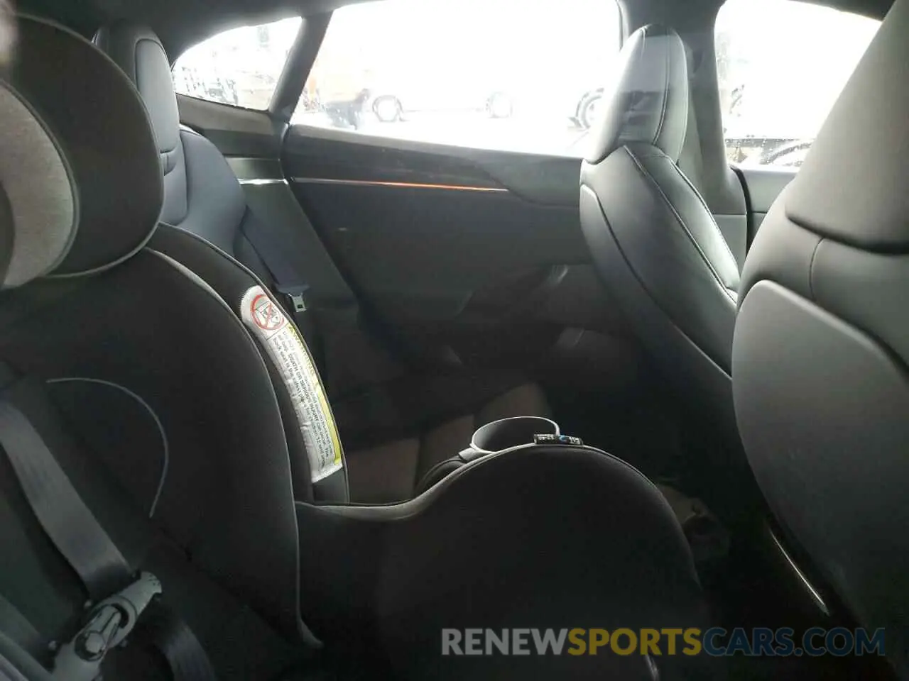 10 fotografías del automóvil dañado 5YJSA1E67MF441771 TESLA MODEL S 2021
