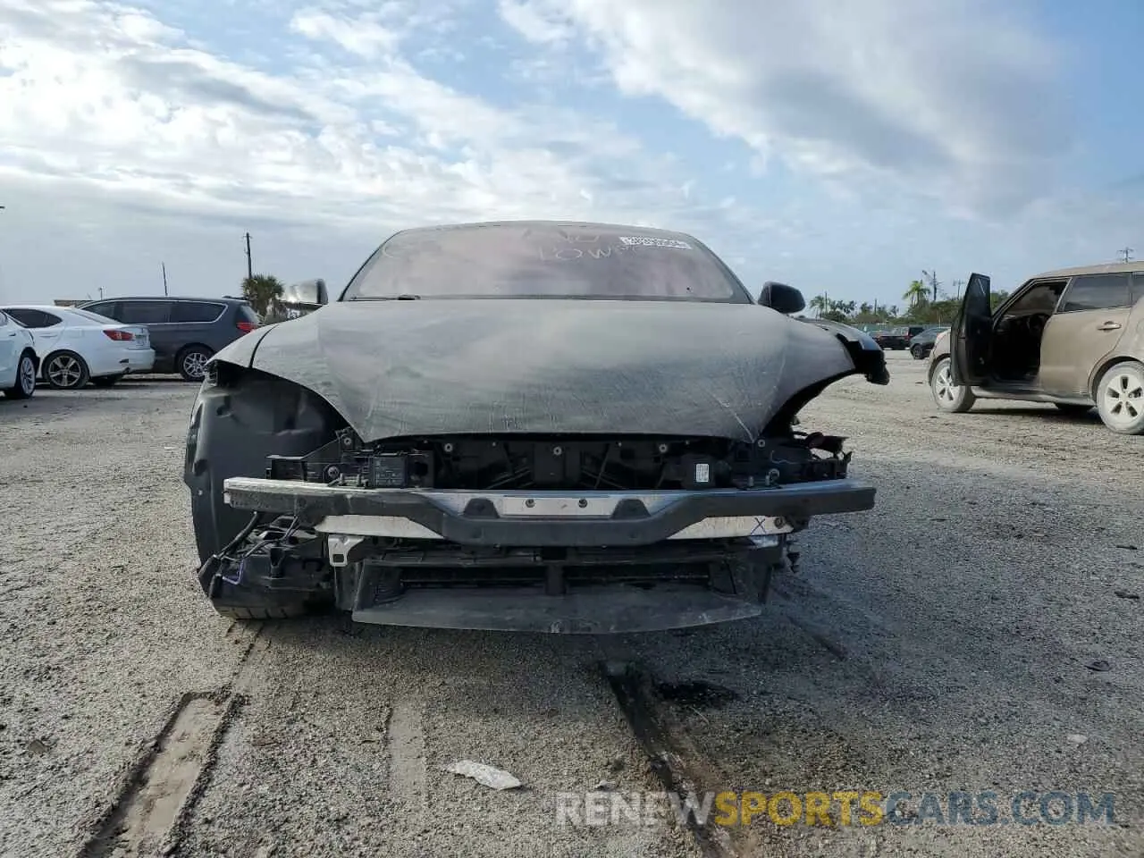 5 fotografías del automóvil dañado 5YJSA1E67MF441771 TESLA MODEL S 2021