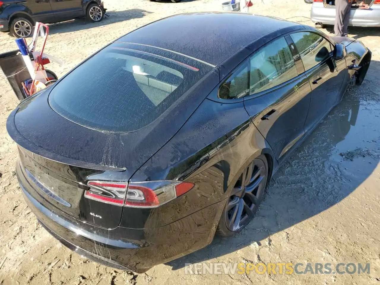 4 fotografías del automóvil dañado 5YJSA1E67MF450776 TESLA MODEL S 2021