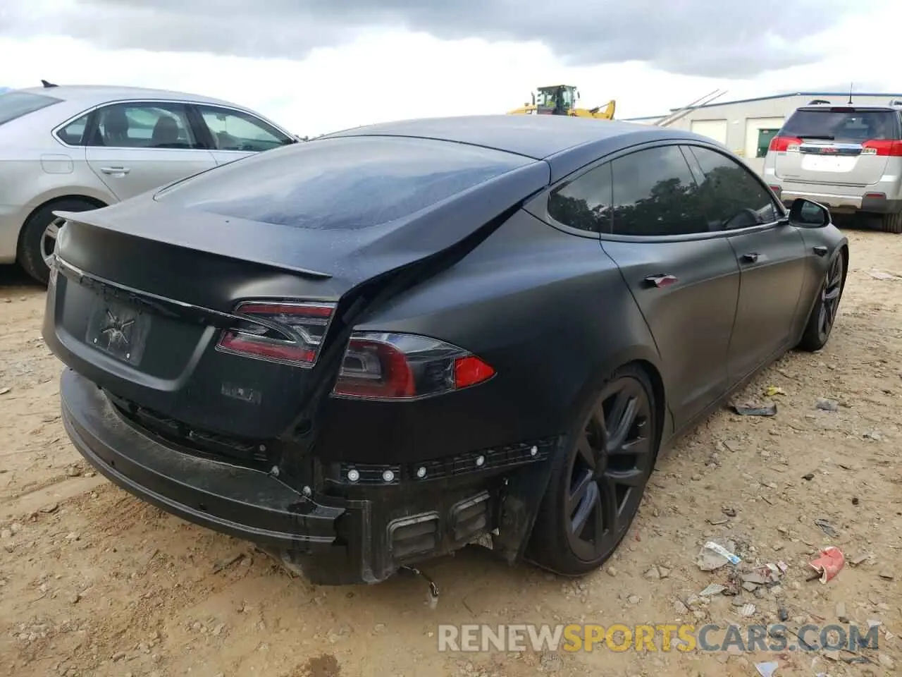4 fotografías del automóvil dañado 5YJSA1E68MF439110 TESLA MODEL S 2021