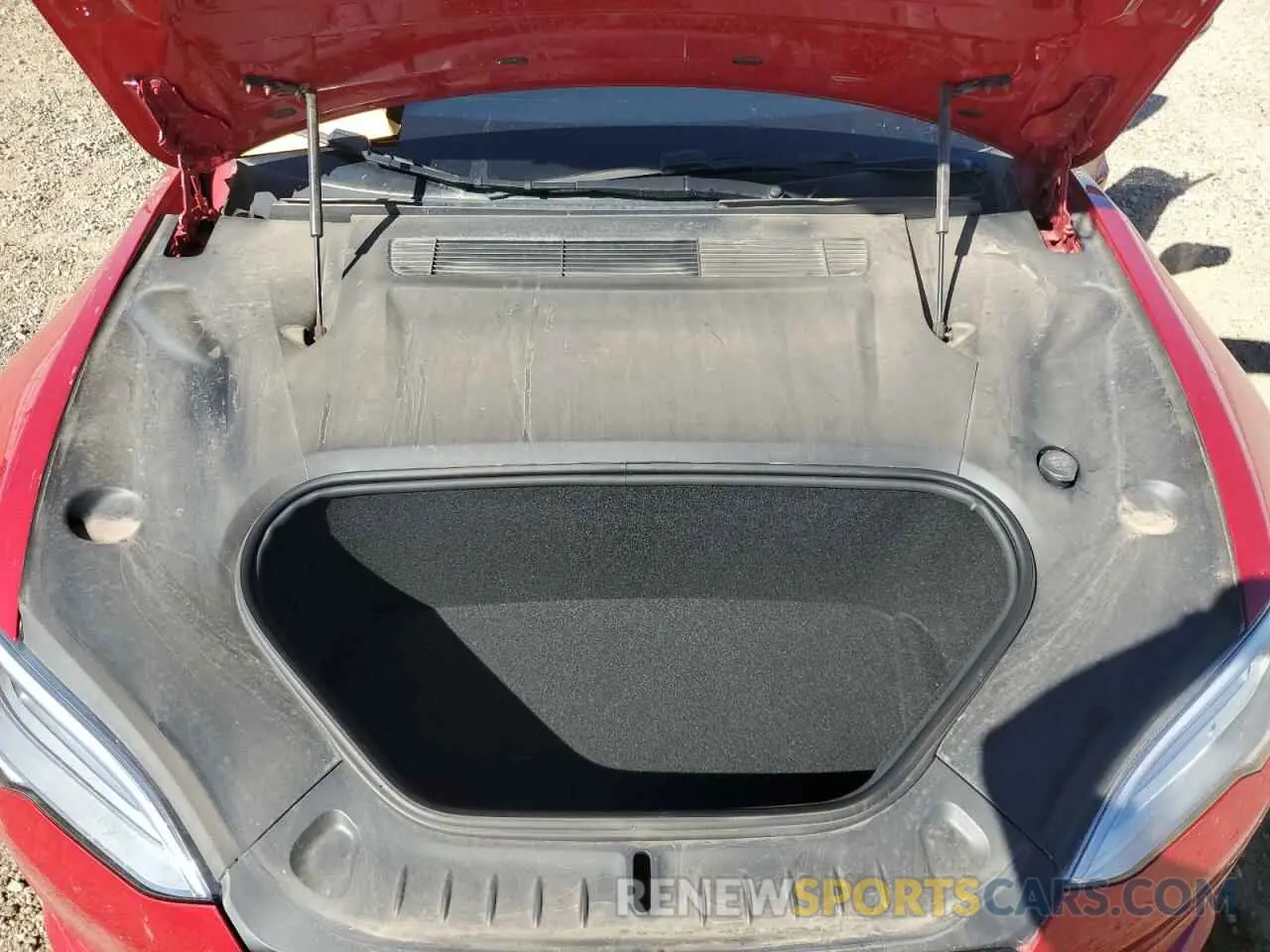 11 fotografías del automóvil dañado 5YJSA1E68MF451449 TESLA MODEL S 2021