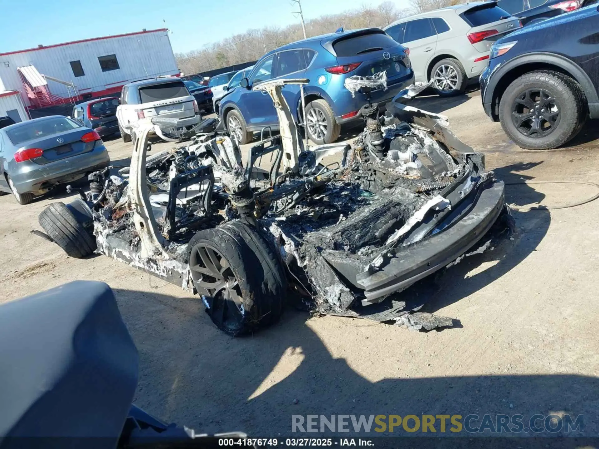 3 fotografías del automóvil dañado 5YJSA1E68MF455324 TESLA MODEL S 2021