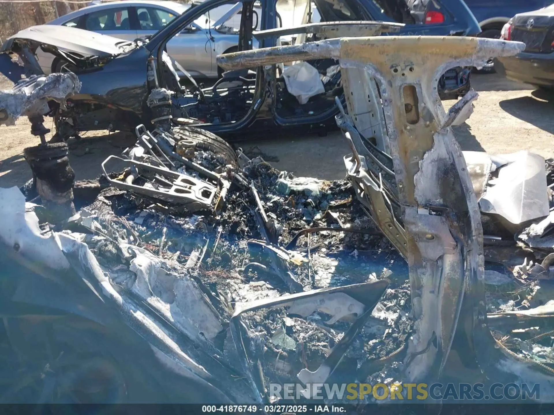 7 fotografías del automóvil dañado 5YJSA1E68MF455324 TESLA MODEL S 2021