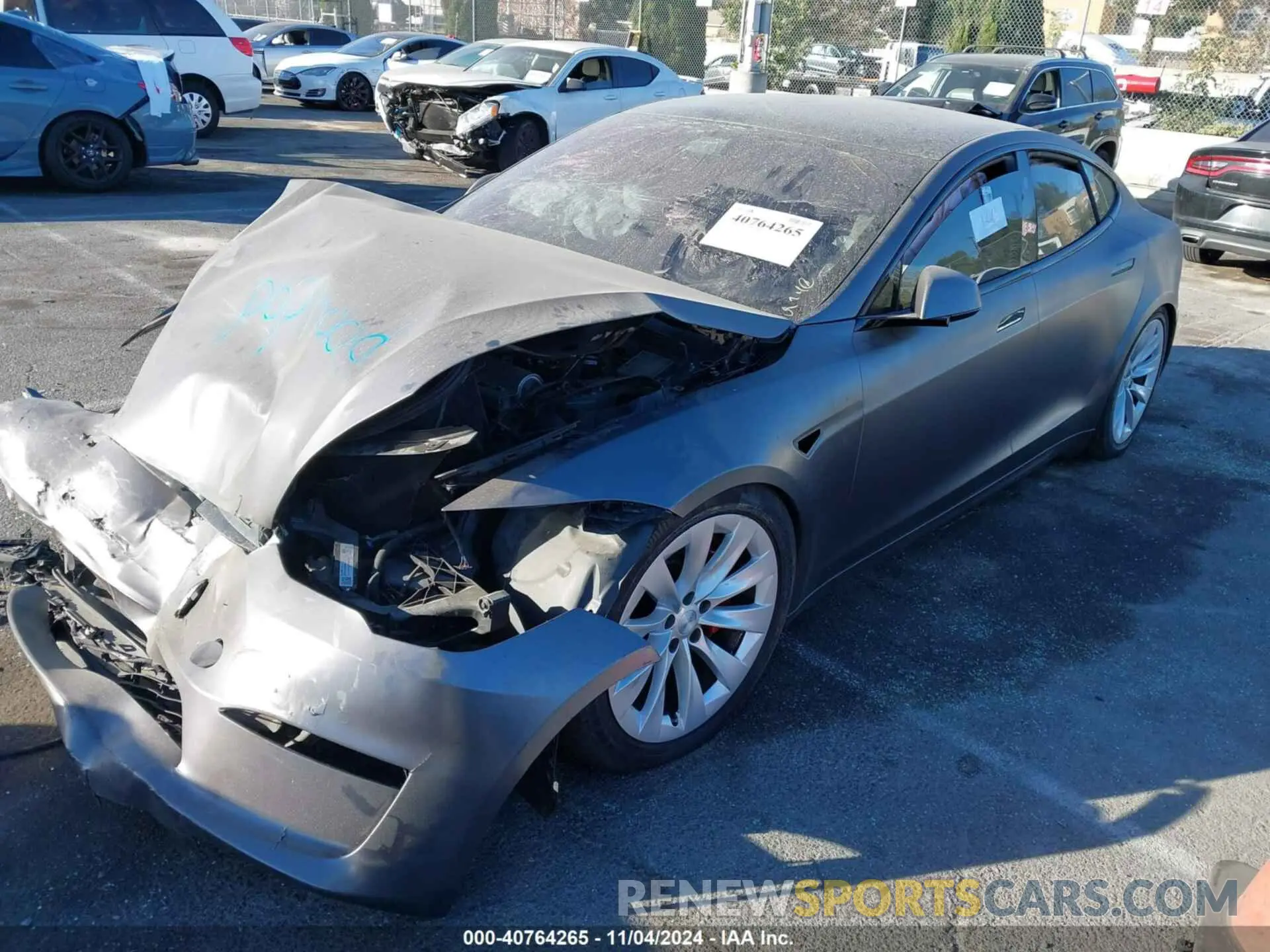 2 fotografías del automóvil dañado 5YJSA1E69MF432022 TESLA MODEL S 2021